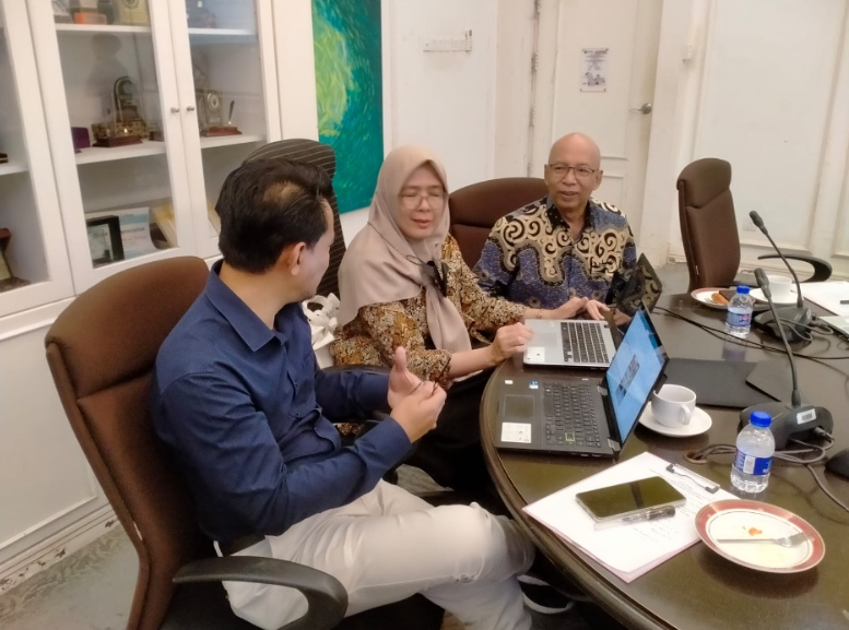 Forum Group Discussion dengan Mitra Penelitian (Universiti Malaya, Malaysia) – Tim Prof. Purwanto, Ph.D